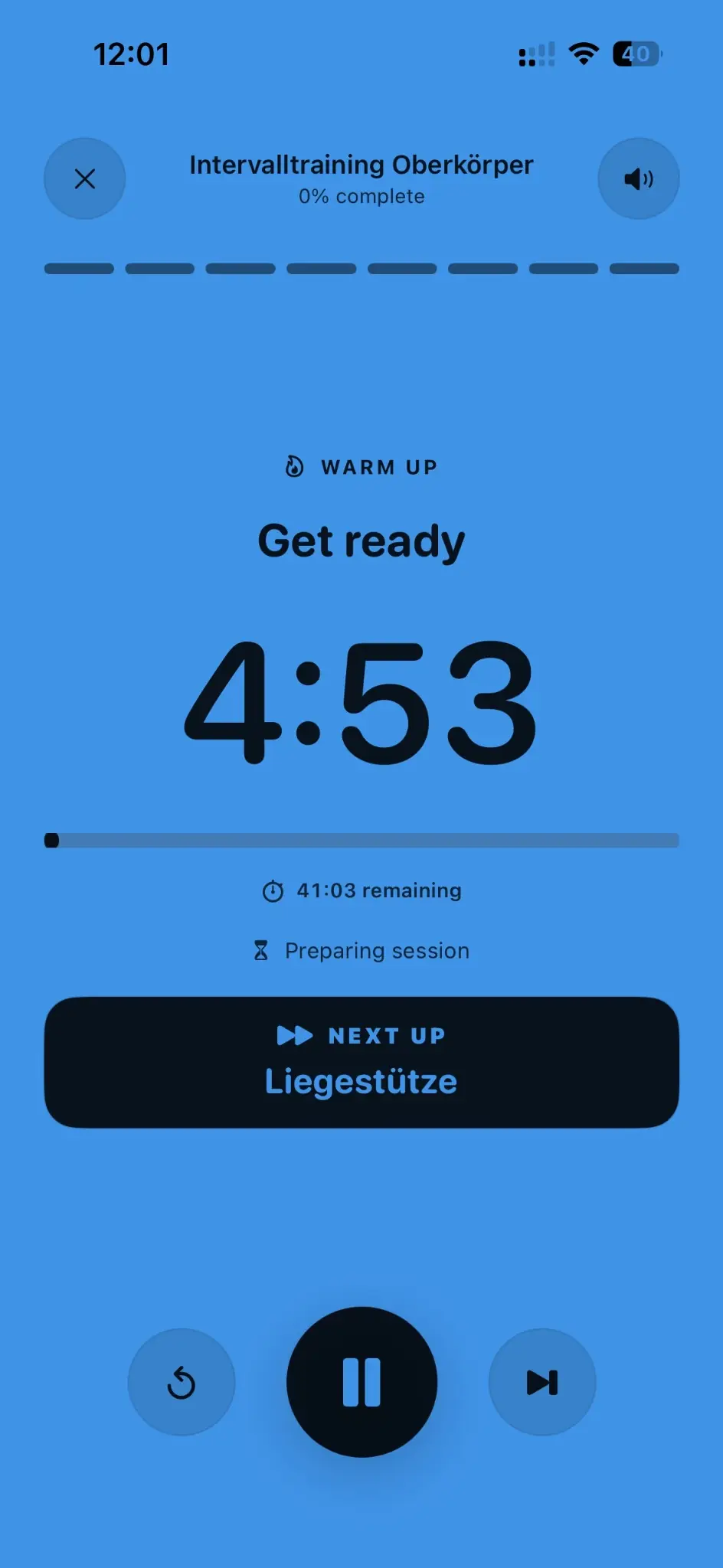 HiInterval warm-up screen with a large countdown and next exercise preview